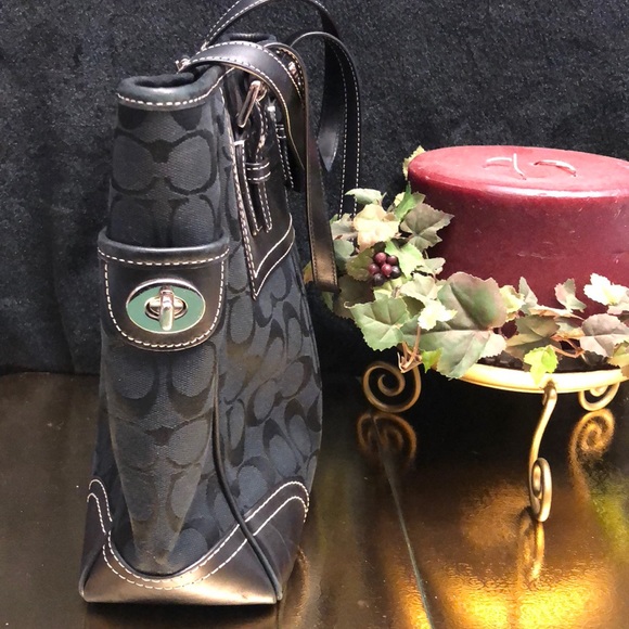 Coach handbag and wallet - Picture 6 of 7